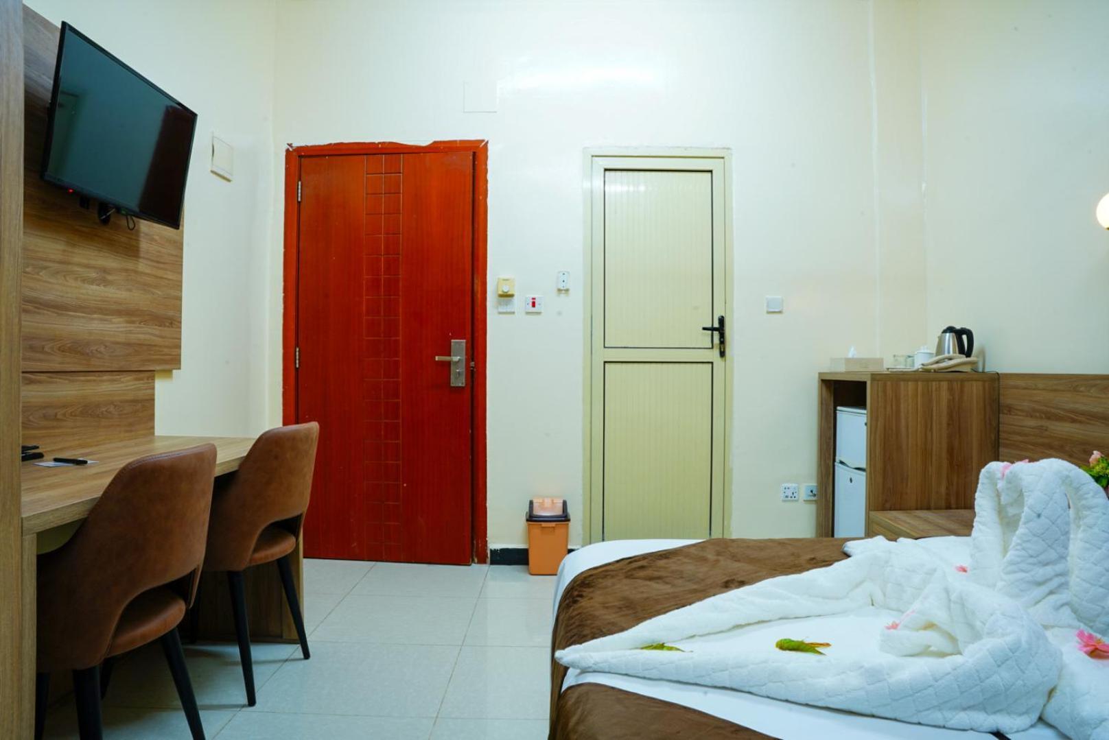 Comfort Hotel Djibouti City Exterior foto